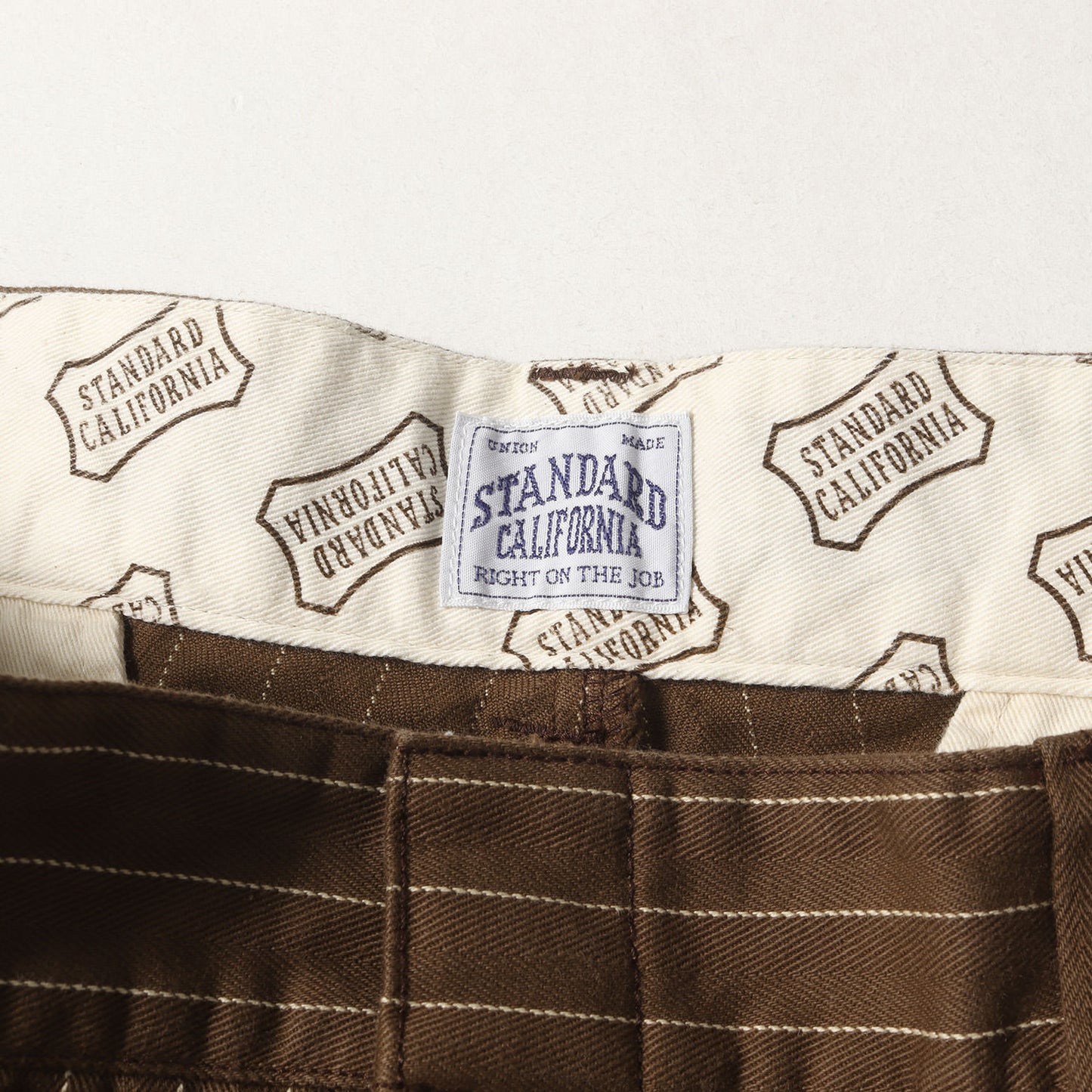 ストライプ ヘリンボーン ワーク チノパンツ (SD Herringbone Stripe Work Pants)
