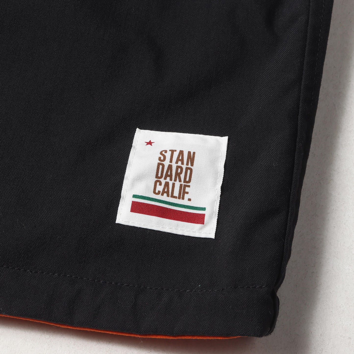 リバーシブル ナイロン コーチジャケット(SD Reversible Coach Jacket)