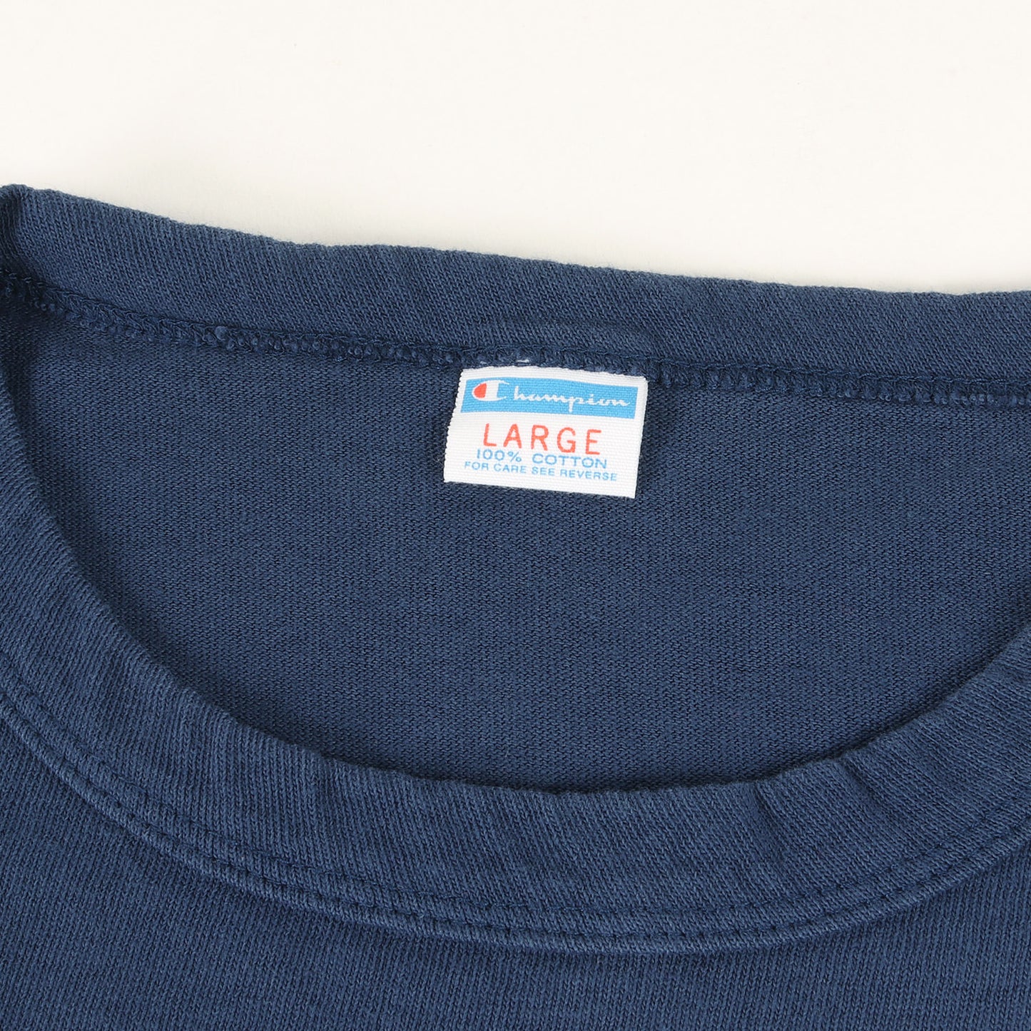 × Champion バータグ グラフィック ロゴ フットボール Tシャツ (C8-P316)