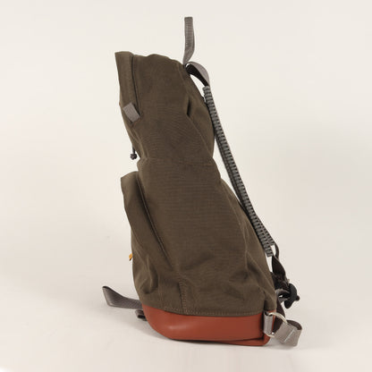 23AW × SIERRA DESIGNS レザー 切替 ナイロン リュック (SIERRA DESIGNS × SD Daytripper Classic) / 20th アニバーサリーコラボレーション