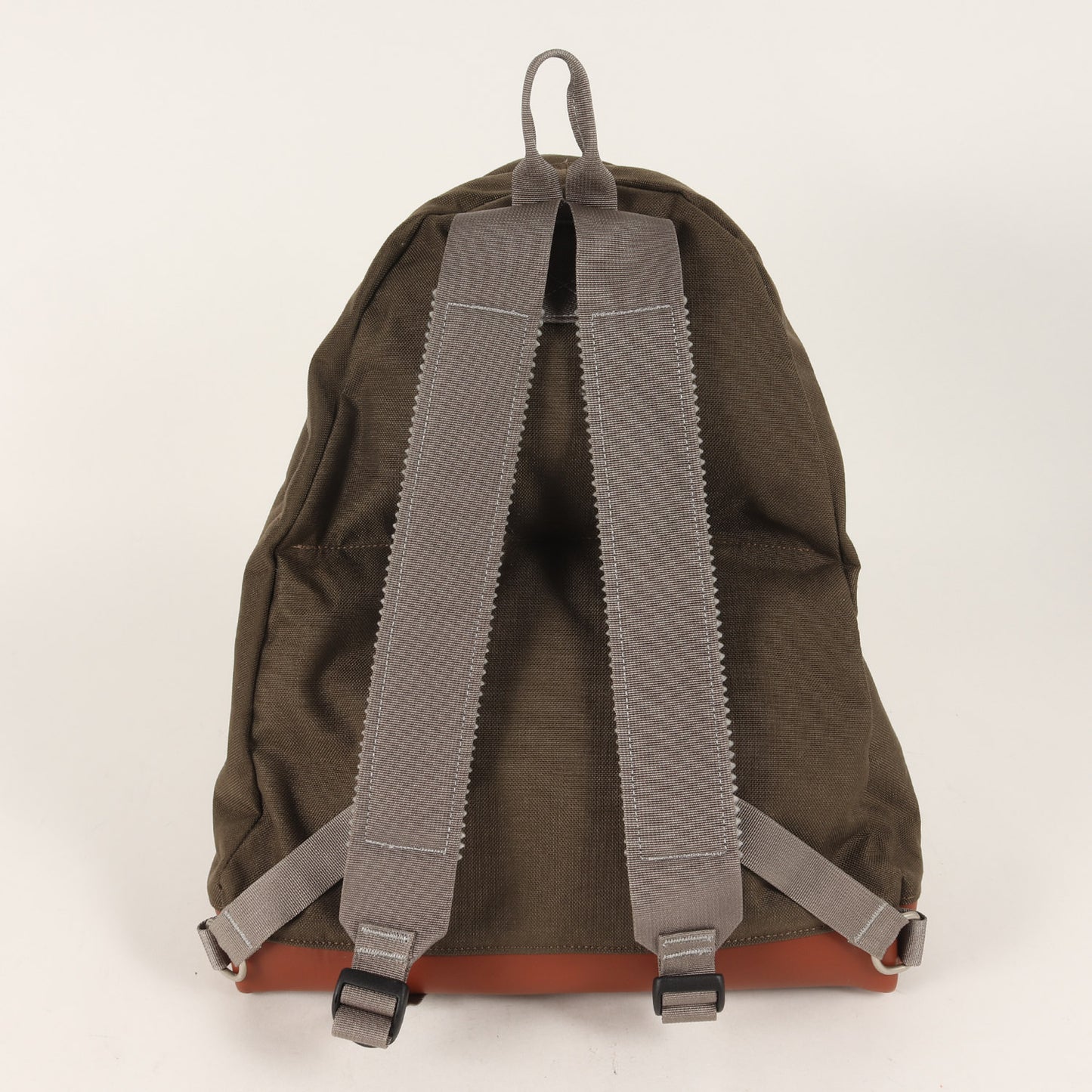 23AW × SIERRA DESIGNS レザー 切替 ナイロン リュック (SIERRA DESIGNS × SD Daytripper Classic) / 20th アニバーサリーコラボレーション