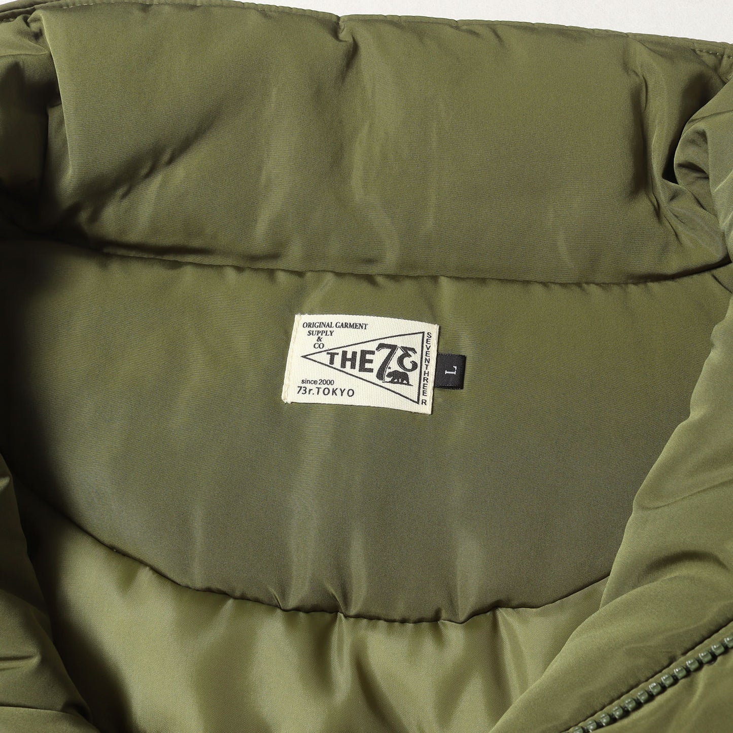 21AW バックロゴ モックネック ナイロン パテッド ミドル コート (MOCK NECK NYLON JACKET 7321-LNJK)