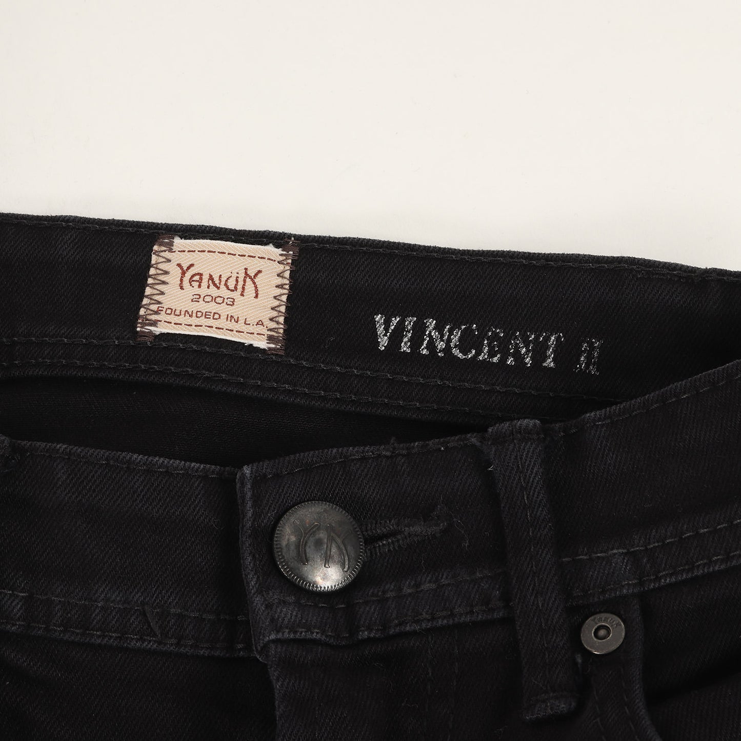 スリムテーパード デニムパンツ (VINCENT Ⅱ 57203012)