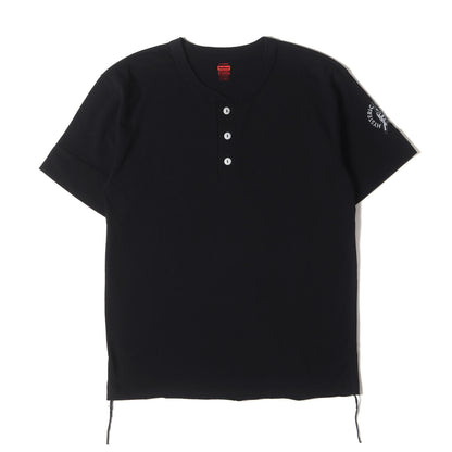 × Healthknit スリーブ ガール ロゴ ヘンリーネック Tシャツ (H2202M001HS) / MADE IN JAPAN