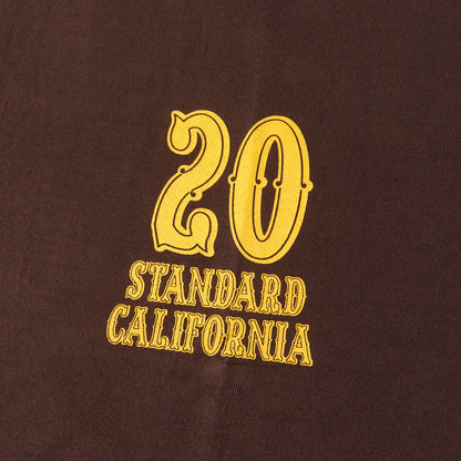 23AW 20周年記念 グラフィック ロゴ ヘビーウェイト Tシャツ (SD 20th Anniversary Logo T)