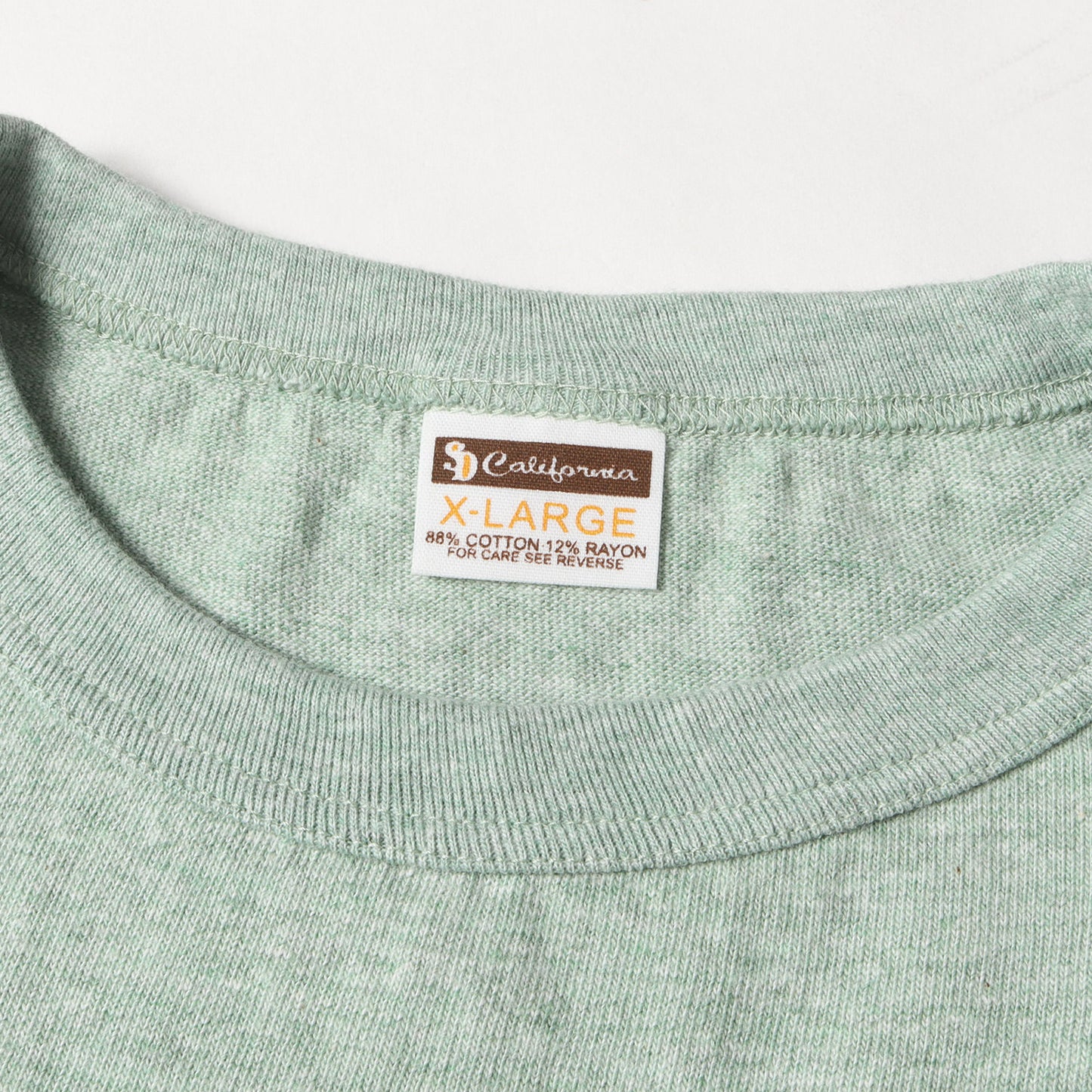 24SS × COCA COLA グラフィック ロゴ バインダーネック Tシャツ (COCA COLA × SD 88/12 LOGO T)