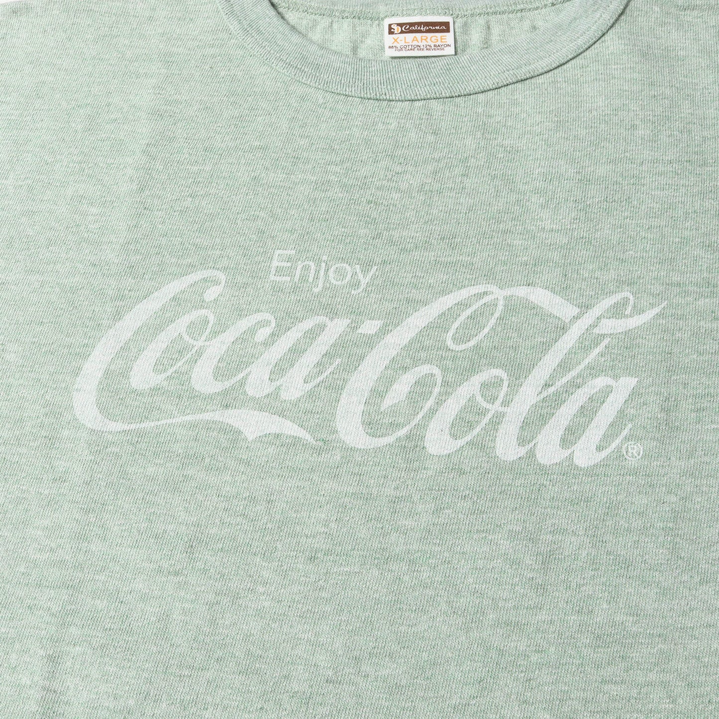 24SS × COCA COLA グラフィック ロゴ バインダーネック Tシャツ (COCA COLA × SD 88/12 LOGO T)