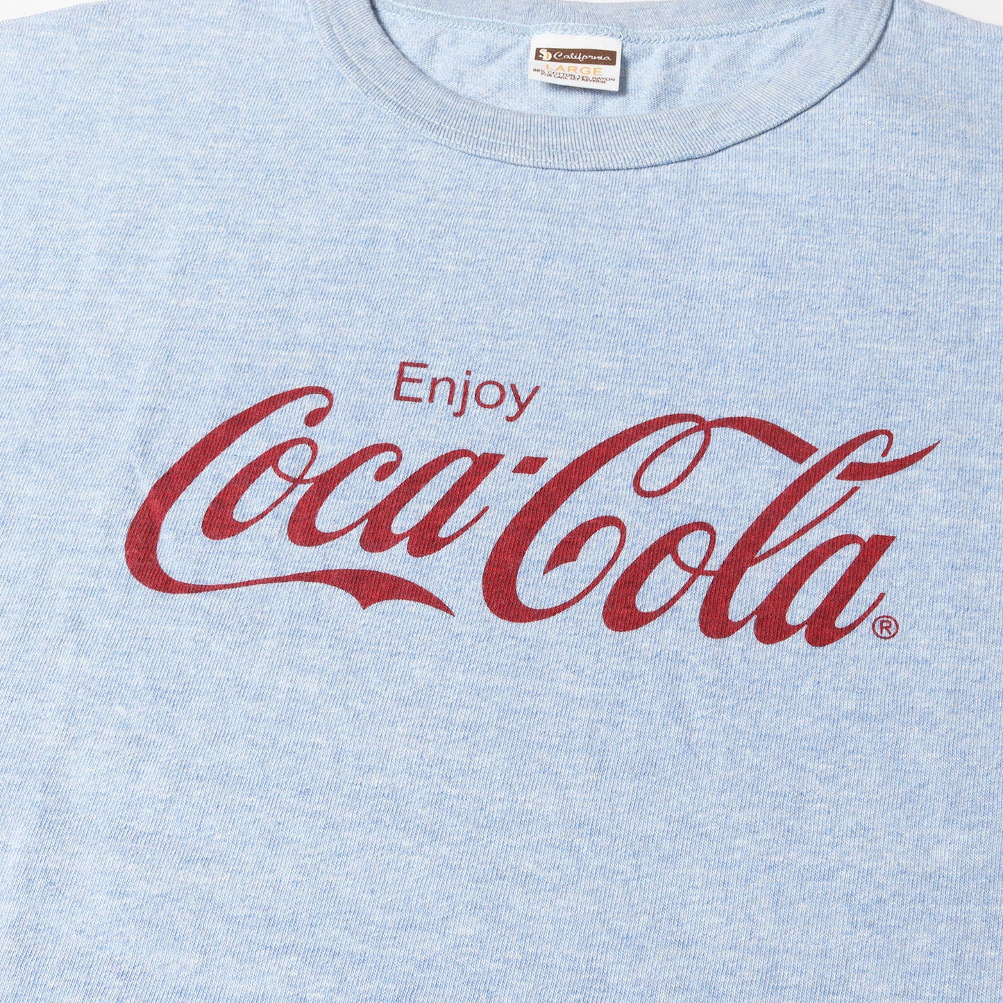 24SS × COCA COLA グラフィック ロゴ バインダーネック Tシャツ (COCA COLA × SD 88/12 LOGO T)