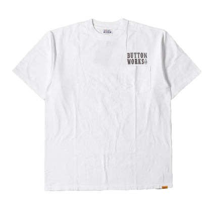 24SS × BUTTON WORKS グラフィック ロゴ ポケット Tシャツ (BW × SD 30th ANNIV. LOGO T)