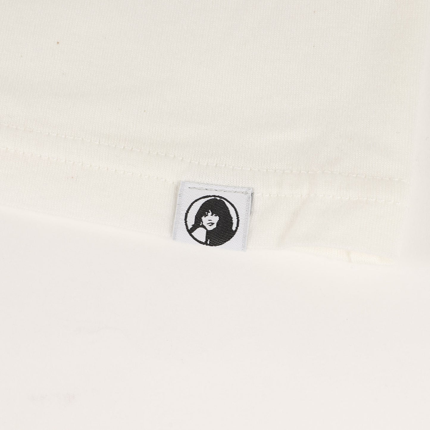 ヌード ガール ウーマン ロゴ プリント Tシャツ (0251CT32)