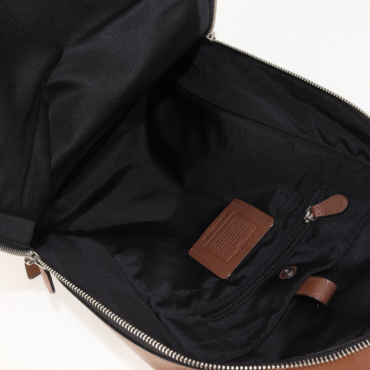 チャールズ スリム バッグパック スポーツカーフ (Charles Slim Backpack In Sport Calf Leather F54135)