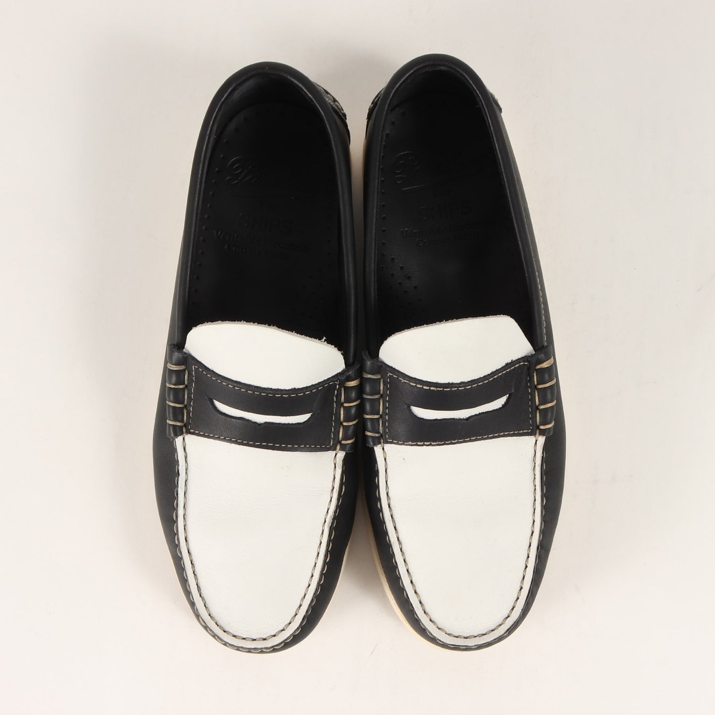 × SHIPS ツートーン レザー デッキ ローファー (CORAUX 093650) / Marine