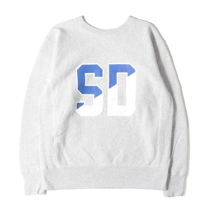 22AW × Champion カレッジロゴ プリント スウェット (SD REVERSE WEAVE CREW SWEAT)