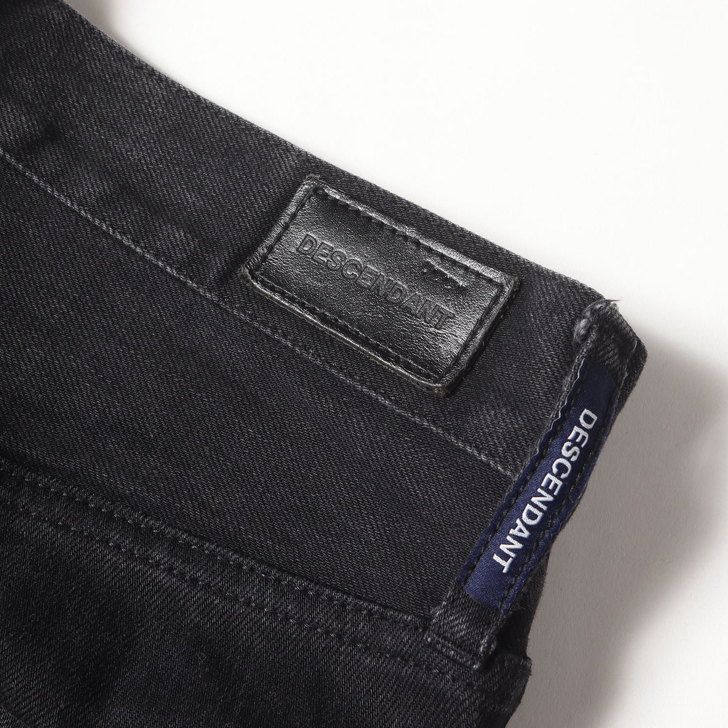 ストレッチ ブラックデニム ナロー スキニー パンツ (DIN-4 Narrow TROUSERS SKINNY)