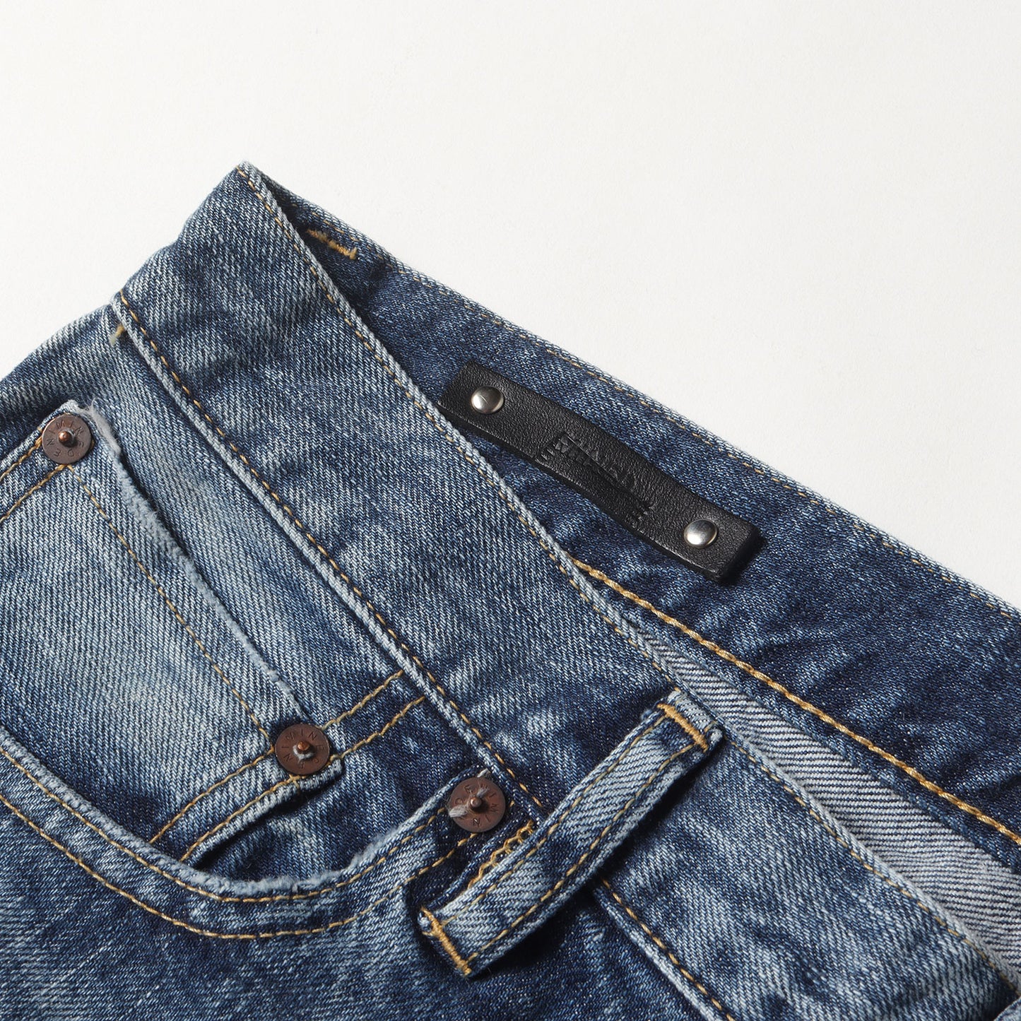 ウォッシュド加工 スリム テーパード ストレッチ デニム パンツ (102 N.Slim Tapered USD FPKH102NSTUD-85) / ジッパーフライ