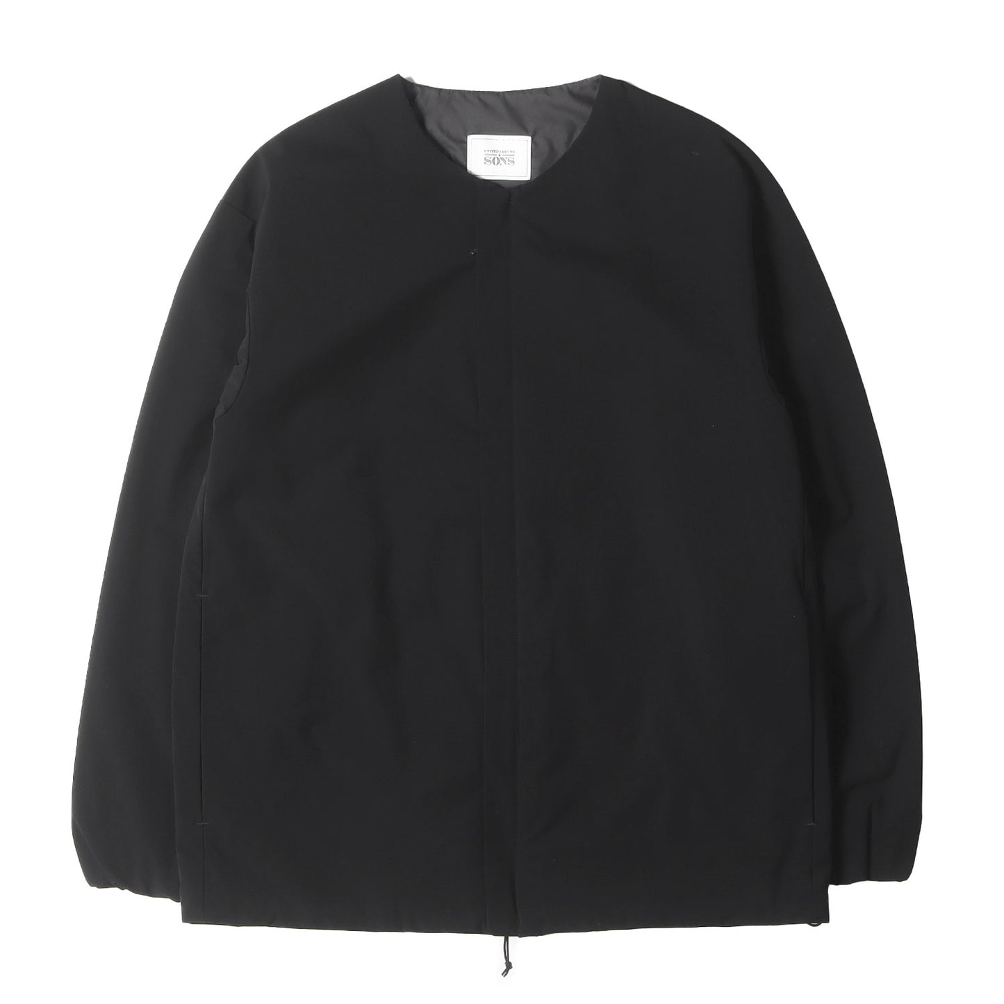 × 尾花大輔 ノーカラー ポリ ジャケット (DAISUKE OBANA PADDING CREW JACKET 5525-199-0592) / ＆SONS