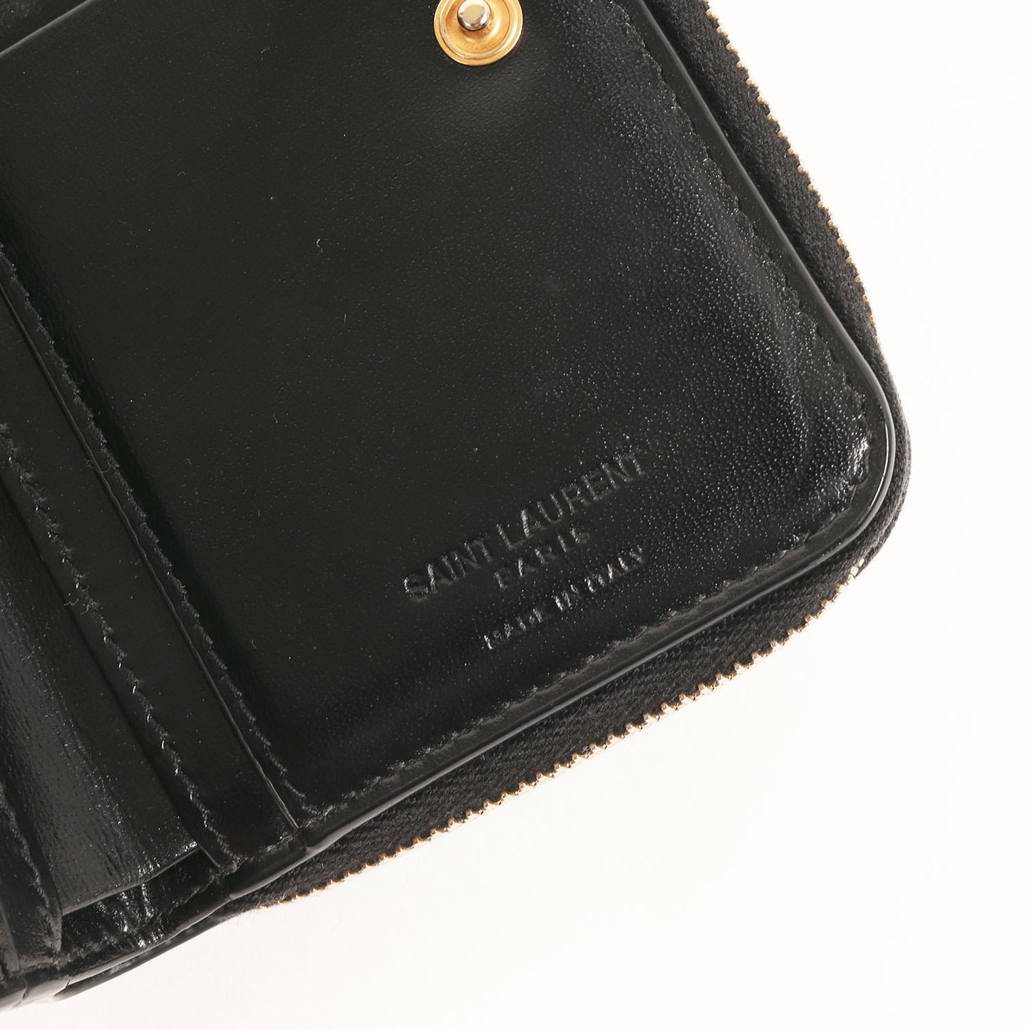 レザー 二つ折り 財布 (GUE562796)