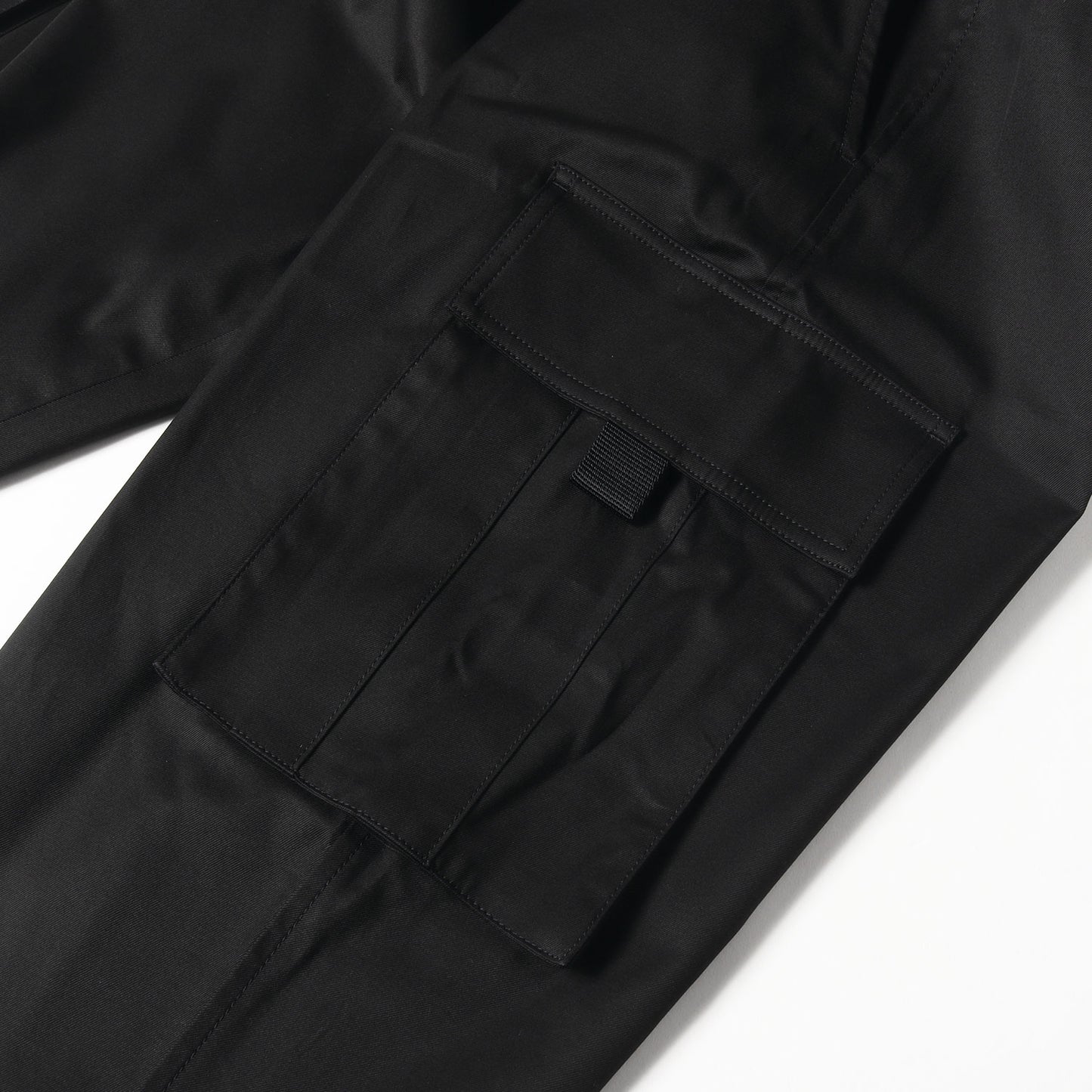 24年購入品 ストレッチ コットン ギャバジン カーゴ パンツ (013C122A3866)