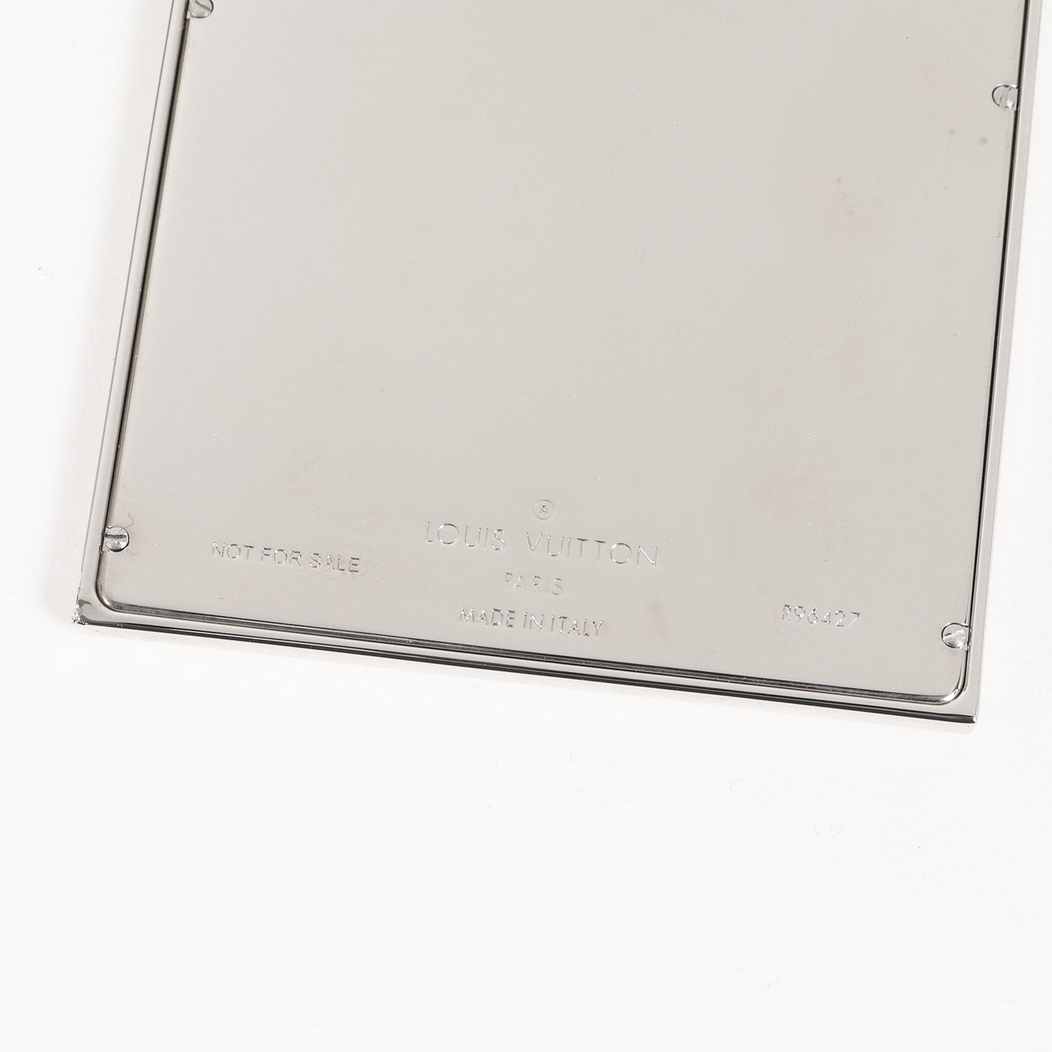 【新品同様】LOUIS VUITTON ルイヴィトン モノグラム メタル カード ホルダー (R96427) / NOT FOR SALE / シルバー ブラック / イタリア製 / ファッション アイテム 小物【メンズ】【中古】 LOUIS VUITTON (ルイヴィトン) モノグラム メタル カード ホルダー
