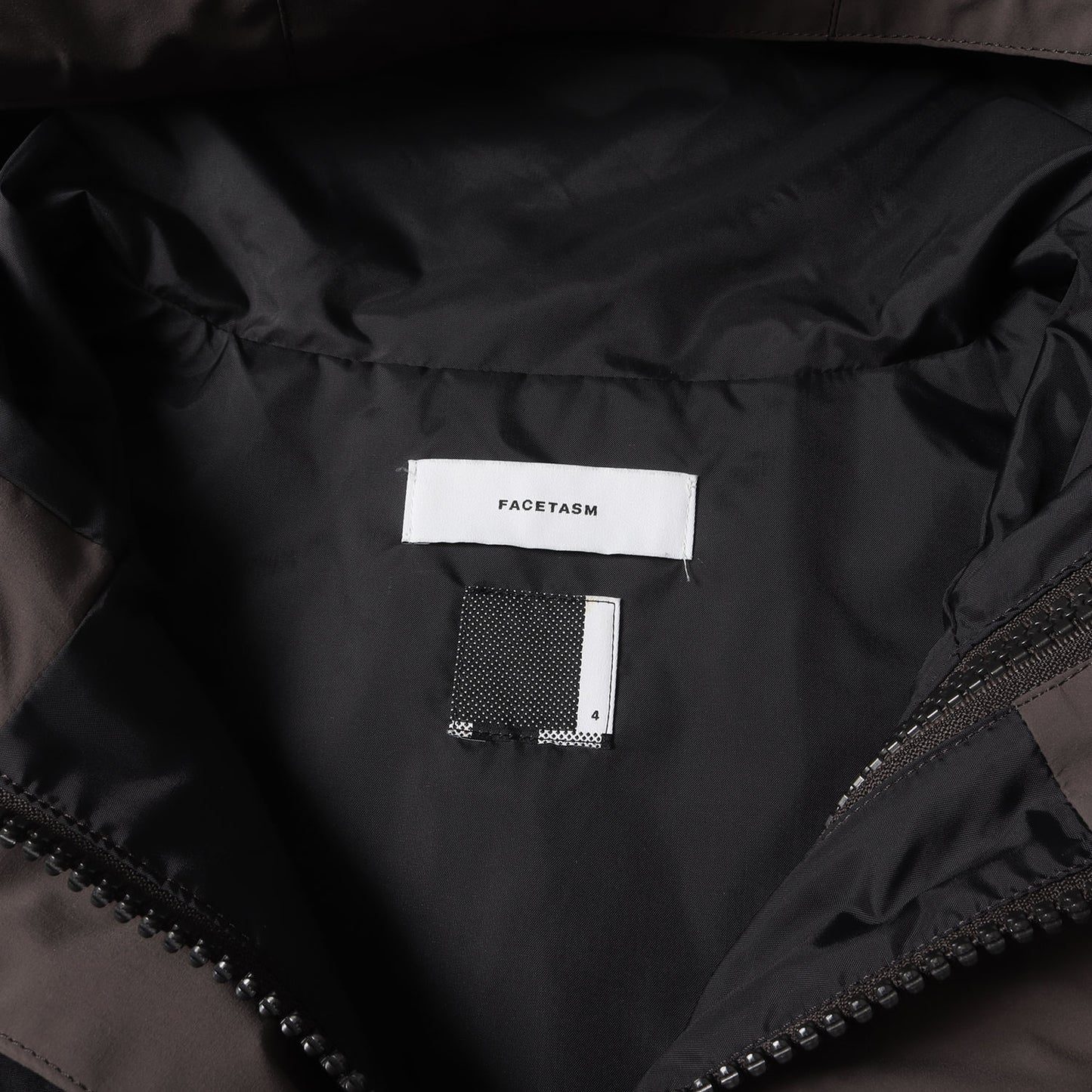 ロゴテープ ナイロン マウンテン パーカー (FACE MIX WINDBREAKER CHG-JK-M09)