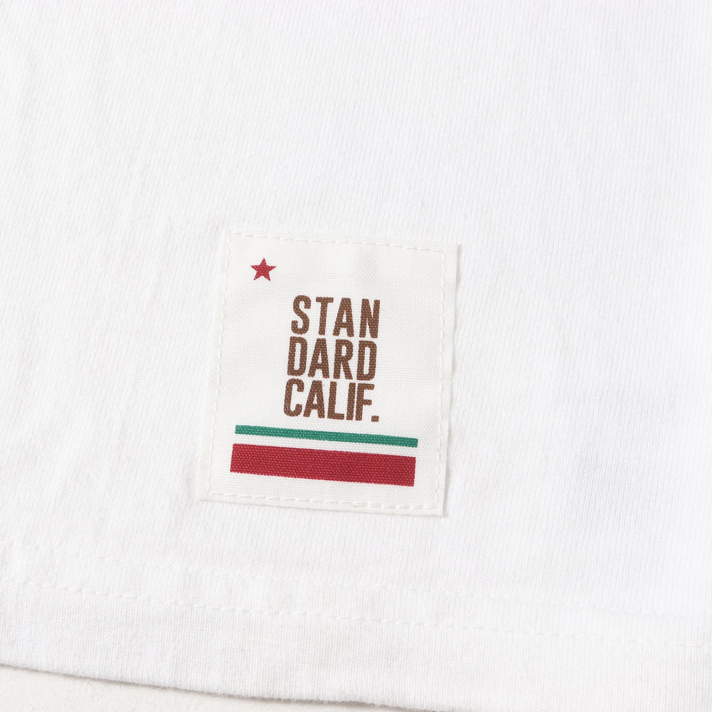 パロディ グラフィック ロゴ ヘビーウェイト Tシャツ (SD HEAVYWEIGHT H.R.C LOGO T-SHIRT)