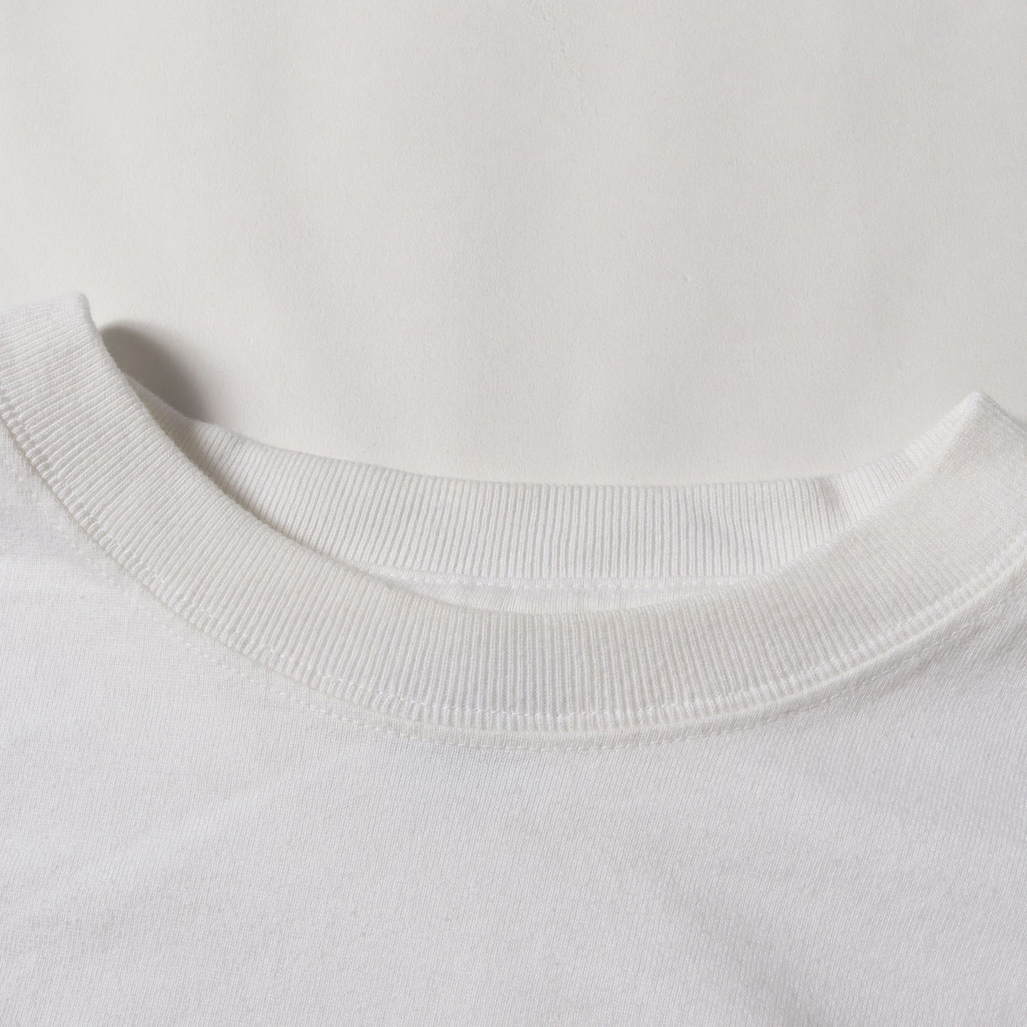 パロディ グラフィック ロゴ ヘビーウェイト Tシャツ (SD HEAVYWEIGHT H.R.C LOGO T-SHIRT)