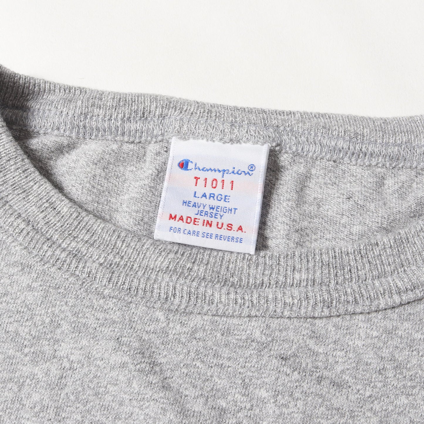 × Champion ヘビーウェイト グラフィック ロゴ Tシャツ (CHAMPION × SD T1011) / MADE IN USA