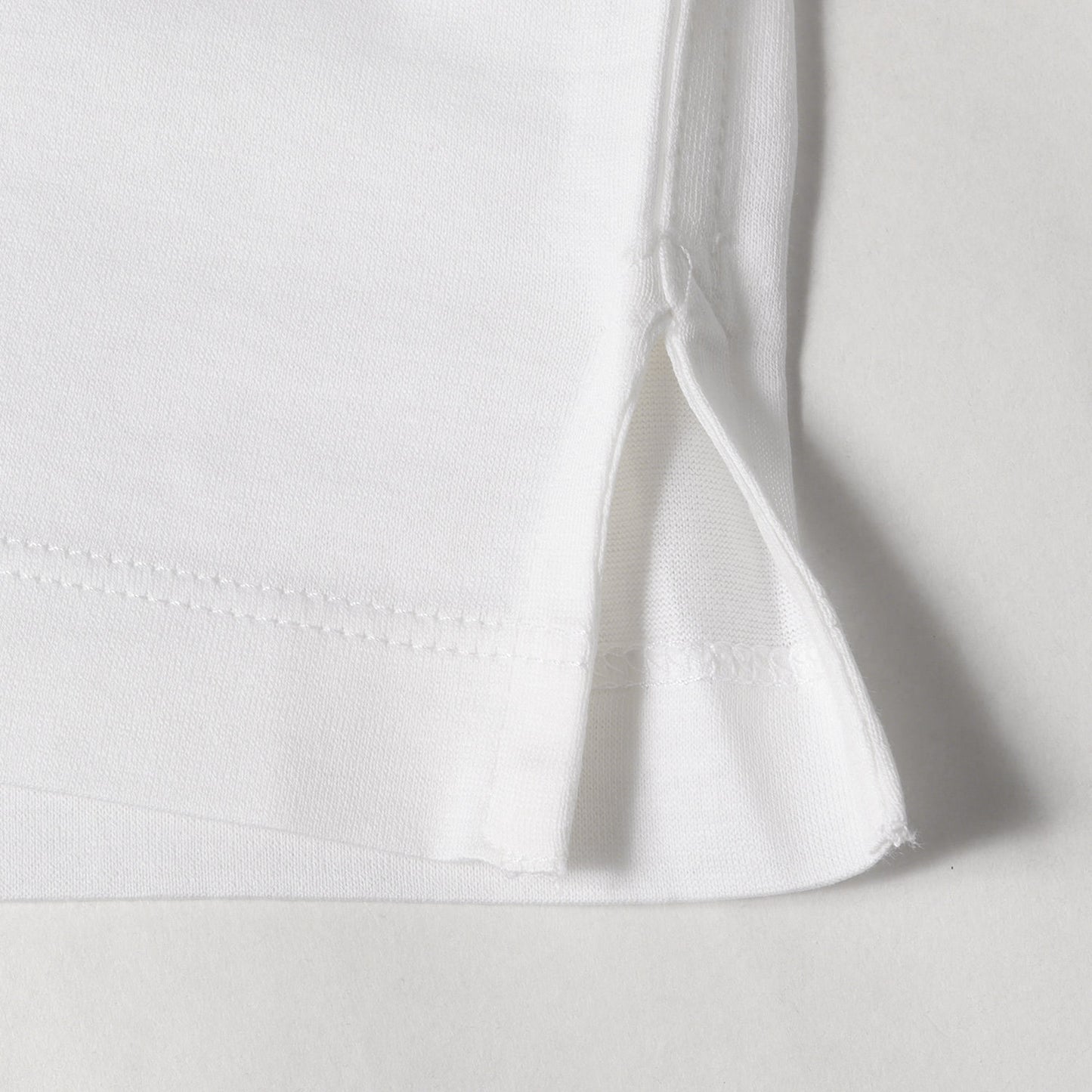 クルーネック ポケット Tシャツ