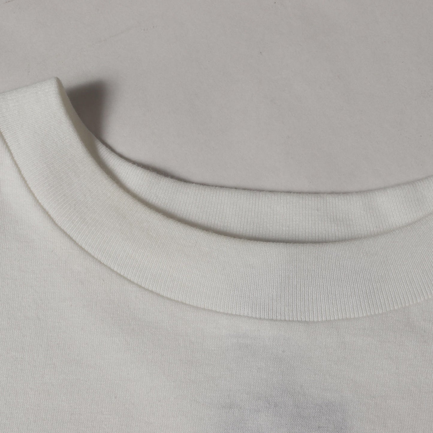 23SS フラワーグラフィック Tシャツ