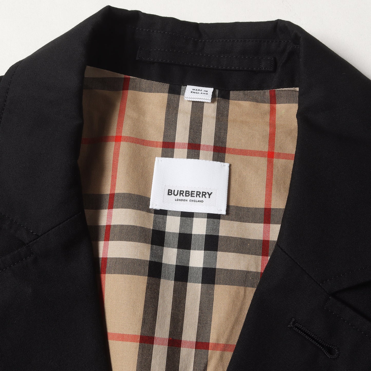 裏ノバチェック コットンギャバ 3B チェスターコート (Farringdon Black Cotton Gabardine Single-breasted Lab Coat 8014408)