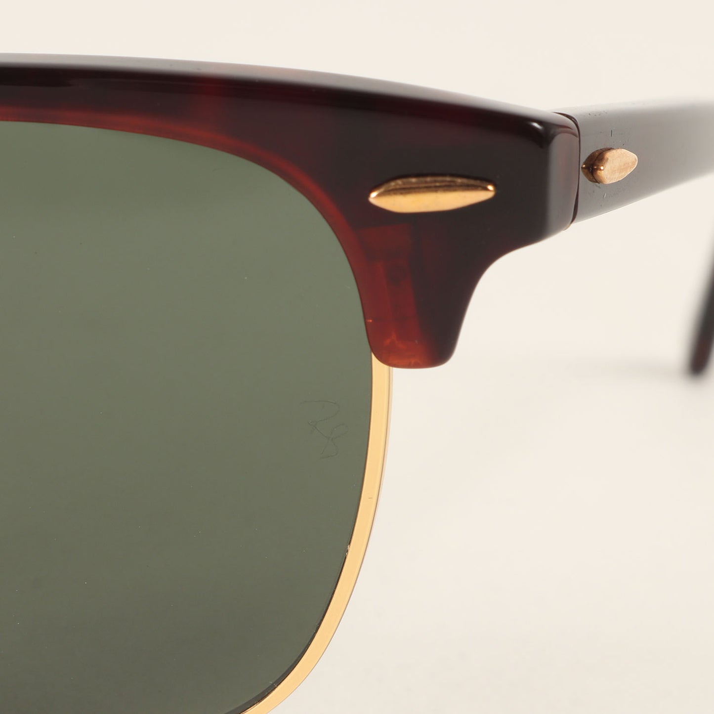クラブマスター クラシック サングラス (CLUBMASTER CLASSIC RB3016 W0366) / MADE IN ITALY