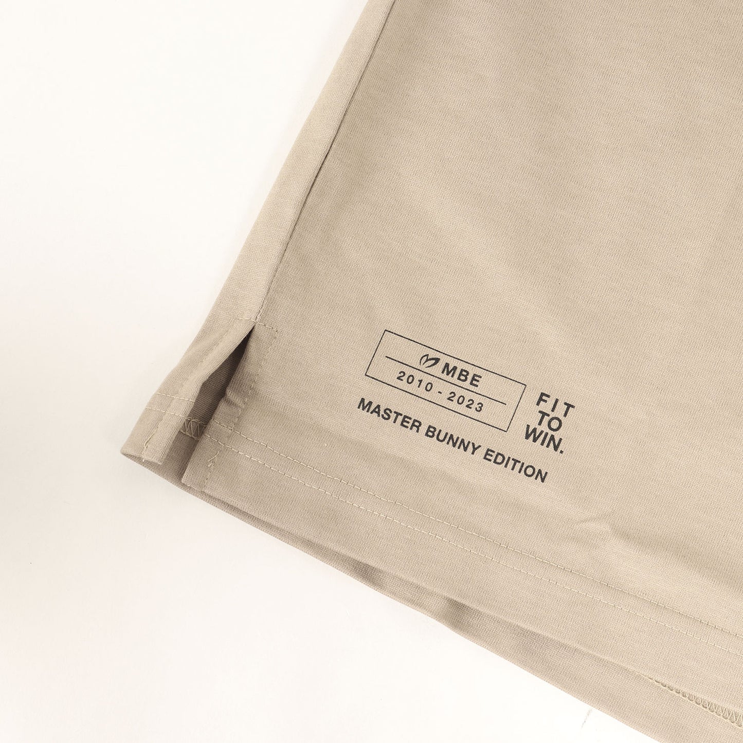 ワンポイント アイコンマーク 刺繍 ロゴ Tシャツ