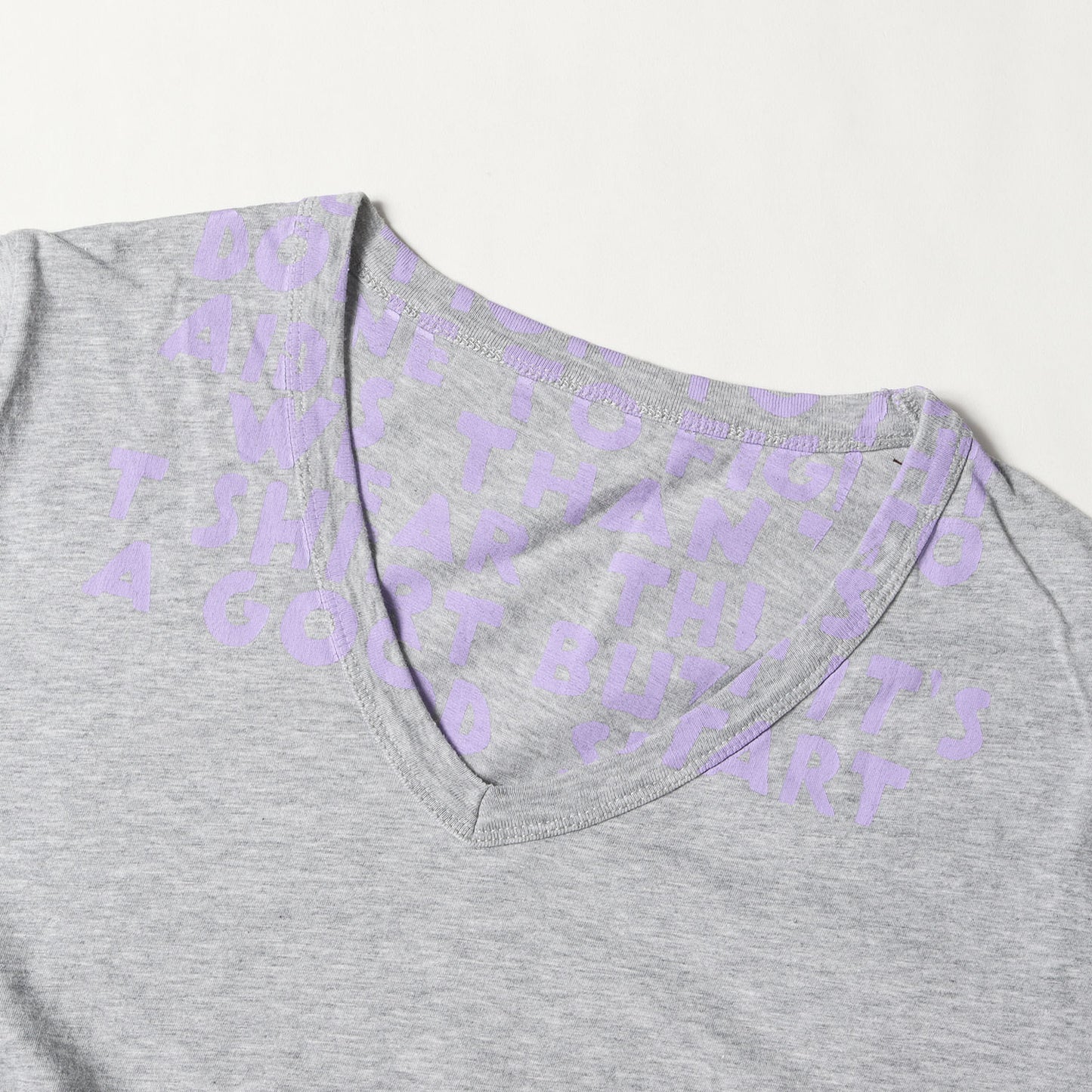 20SS メッセージ ロゴ バインダー Vネック Tシャツ (AidsT S30GJ0007 S20299)