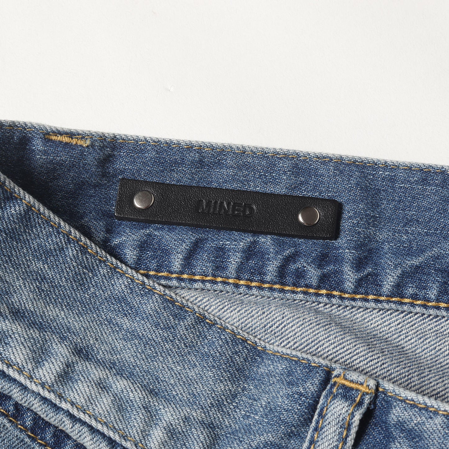 25SS ヴィンテージ加工 ワイド ライトオンス デニム パンツ (Light weight Denim E.Wide 5pocket USS 2505-1002) / ボタンフライ