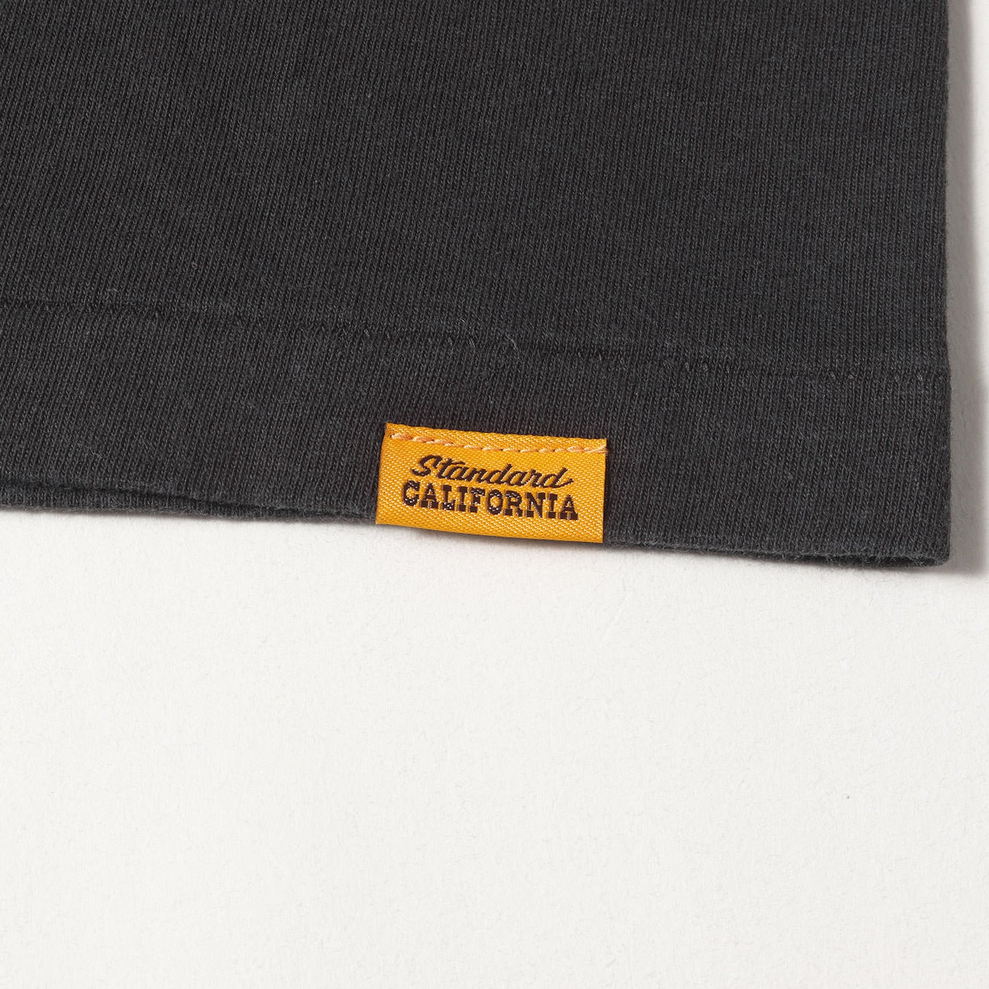 23AW グラフィック ロゴ Tシャツ (SD US COTTON LOGO T)