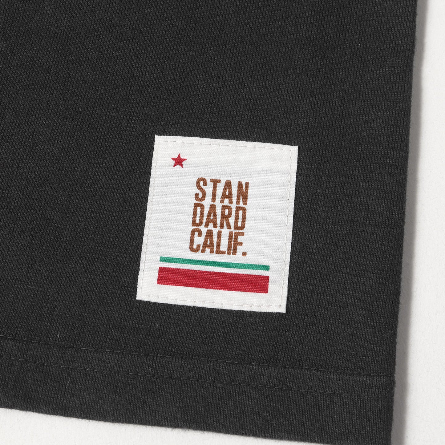 ヘビーウェイト フロント ロゴ プリント Tシャツ (SD HEAVYWEIGHT LOGO T)