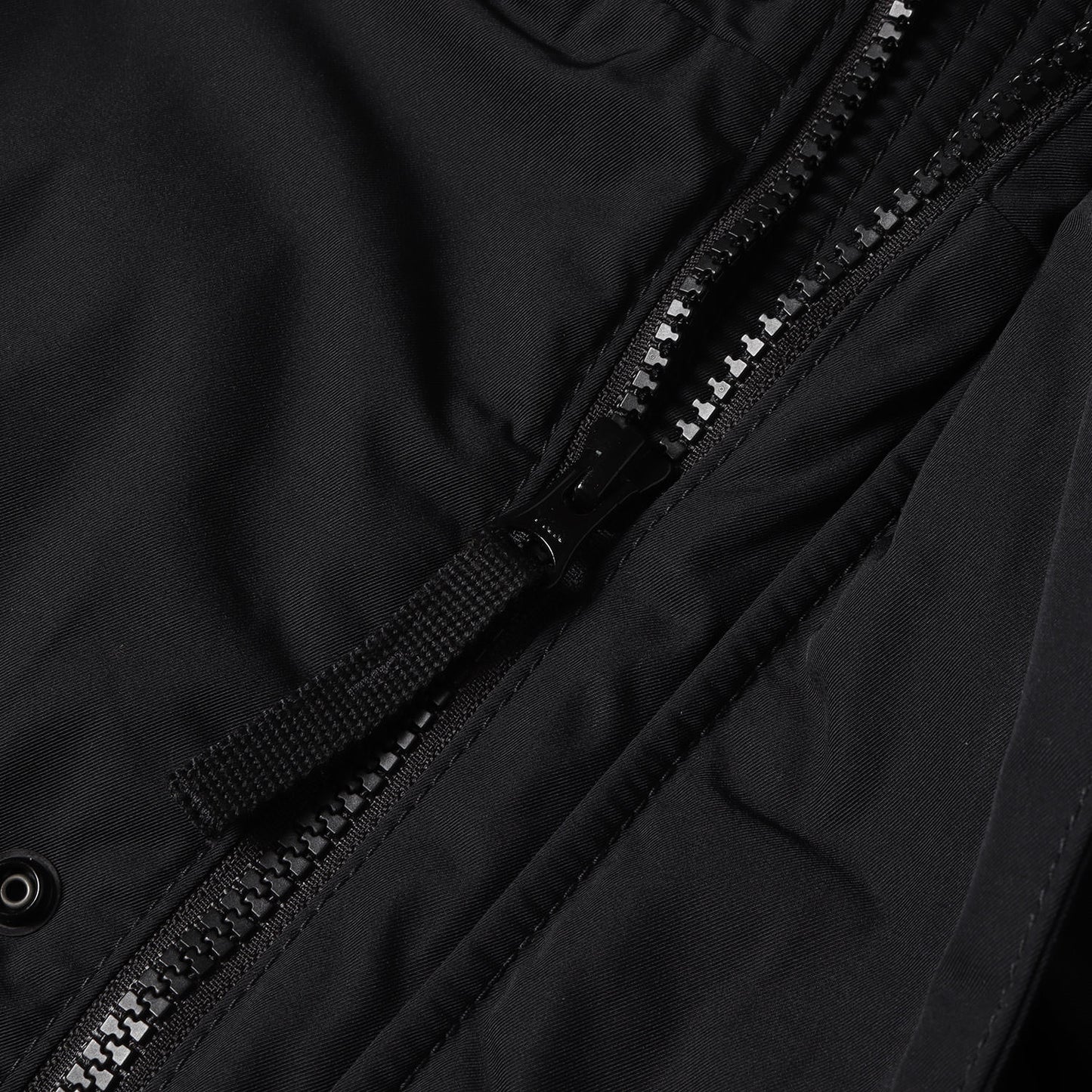 2023年製 フーデッド ツイル プリマロフト ジャケット (Micro Twill With Primaloft Insulation Technology Jacket 811543426)