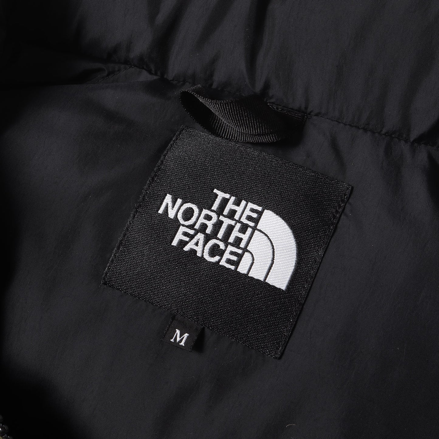 迷彩 ノベルティ ヌプシ ダウンジャケット (Novelty Nuptse Jacket ND91842)