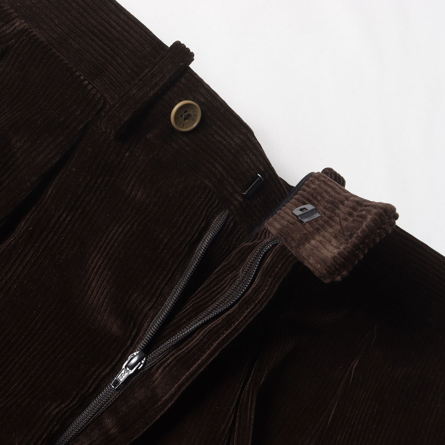 × BEAMS F ツータック コーデュロイ スラックス パンツ (BAC J 6BL 9024/039)