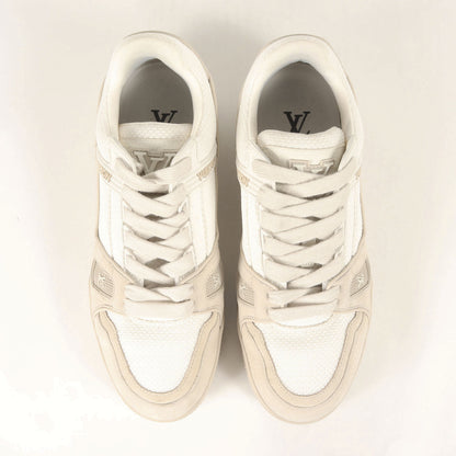 25SS グレインヌバックレザー メッシュ LV トレイナー スニーカー (1AHTME)