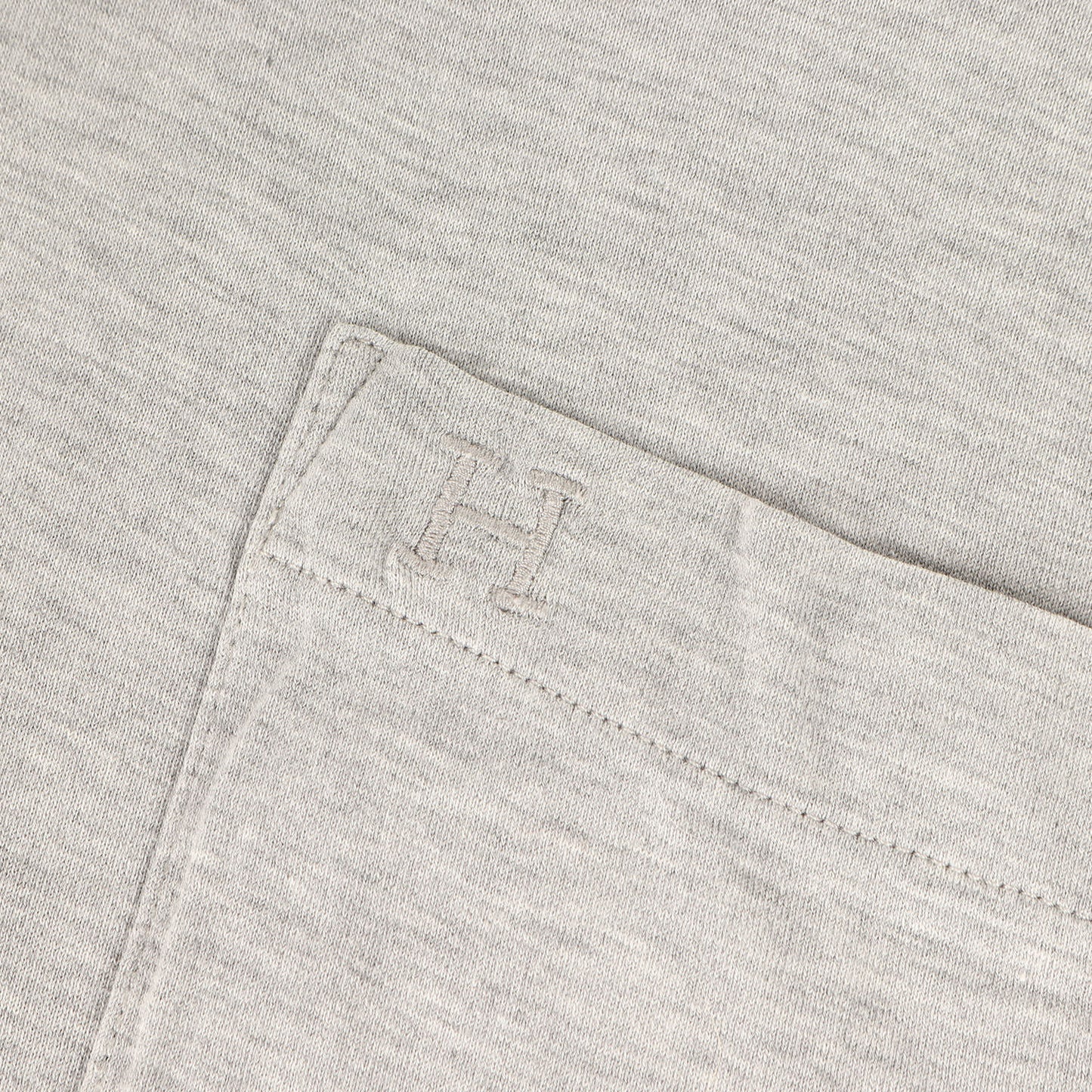 Hロゴ 刺繍 ポケット Tシャツ