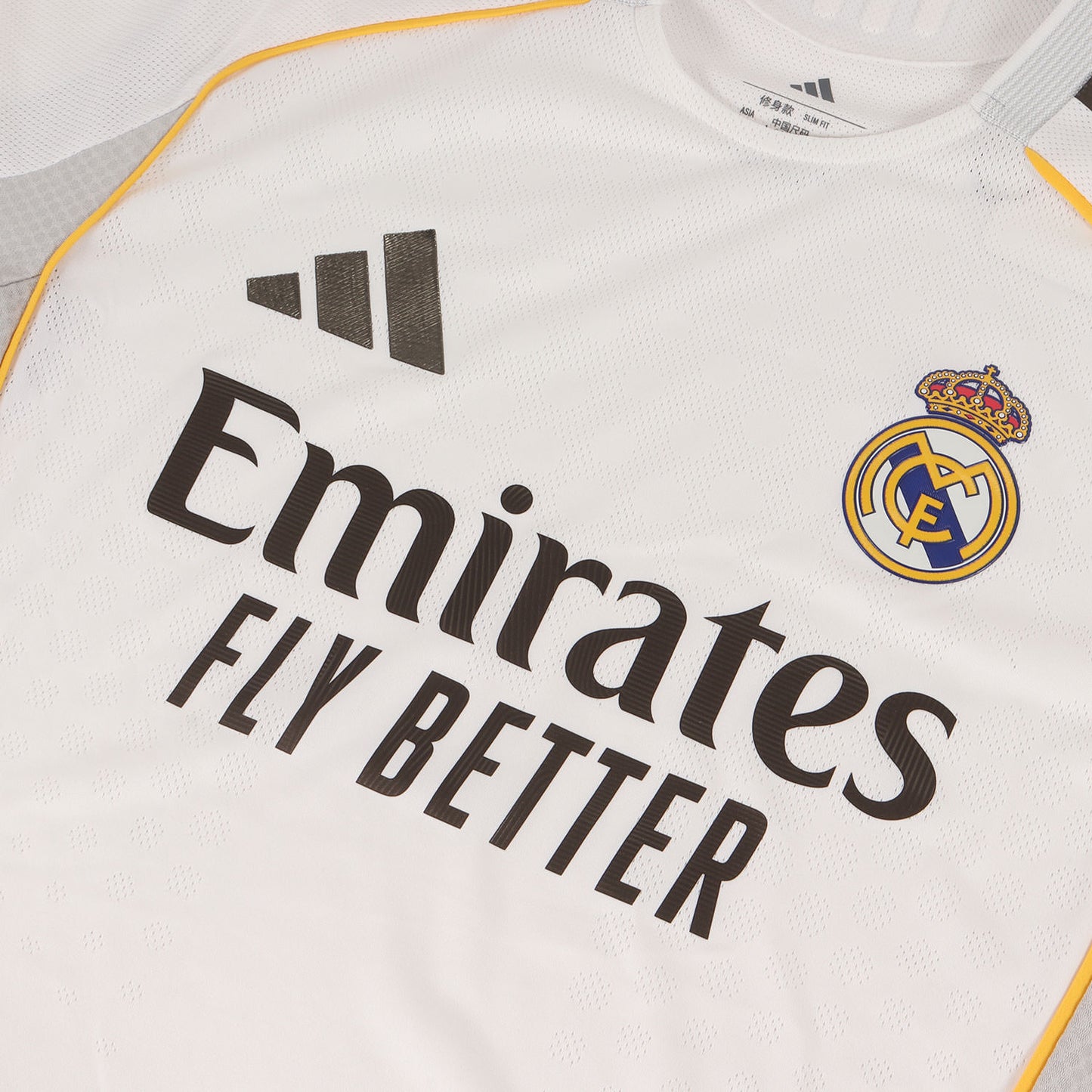 25AW 現行モデル レアル・マドリード 25/26 ホーム オーセンティック ユニフォーム (JV5918) / SLIM FIT