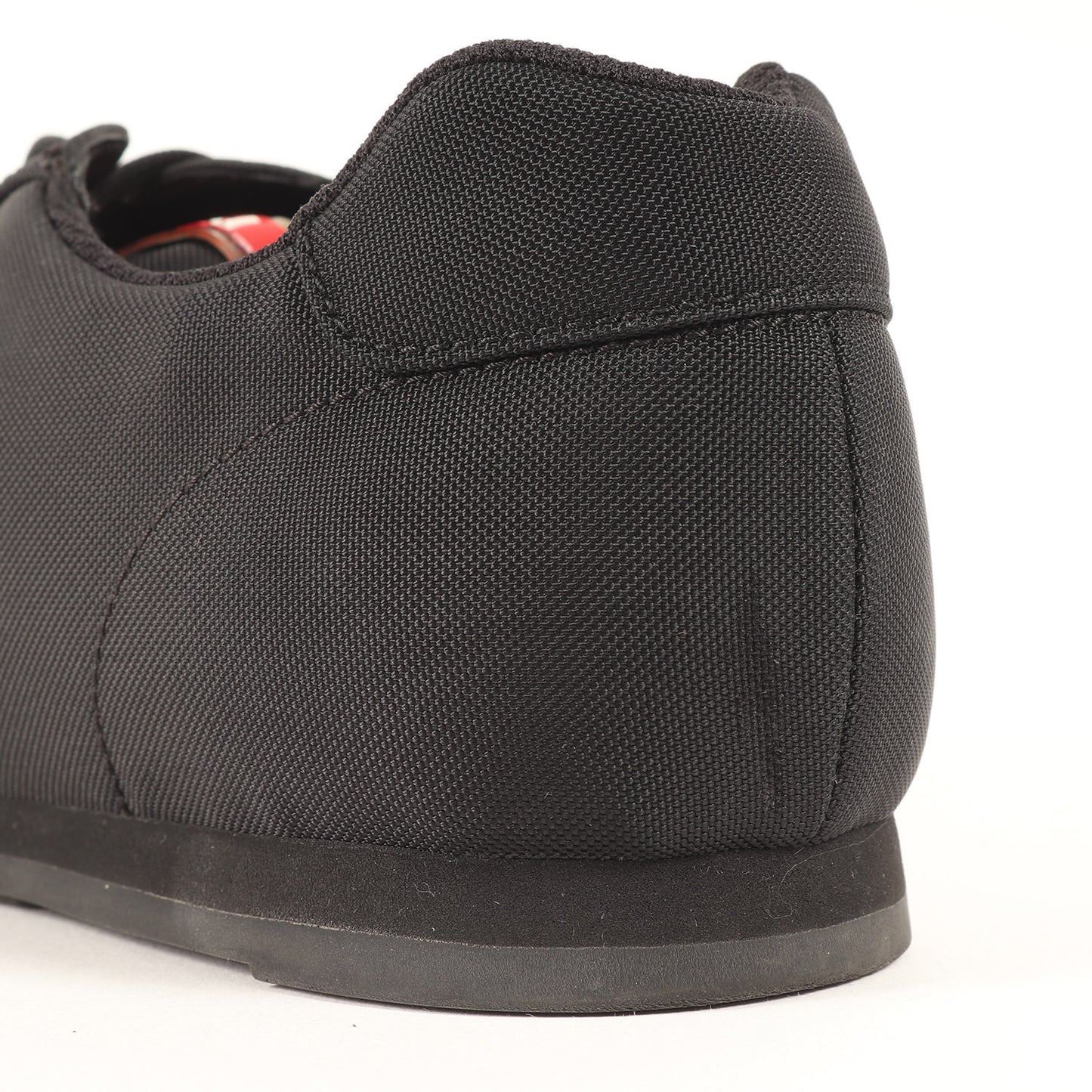 ナイロン ローカット スニーカー (NYLON TECH SNEAKERS 4E3245)