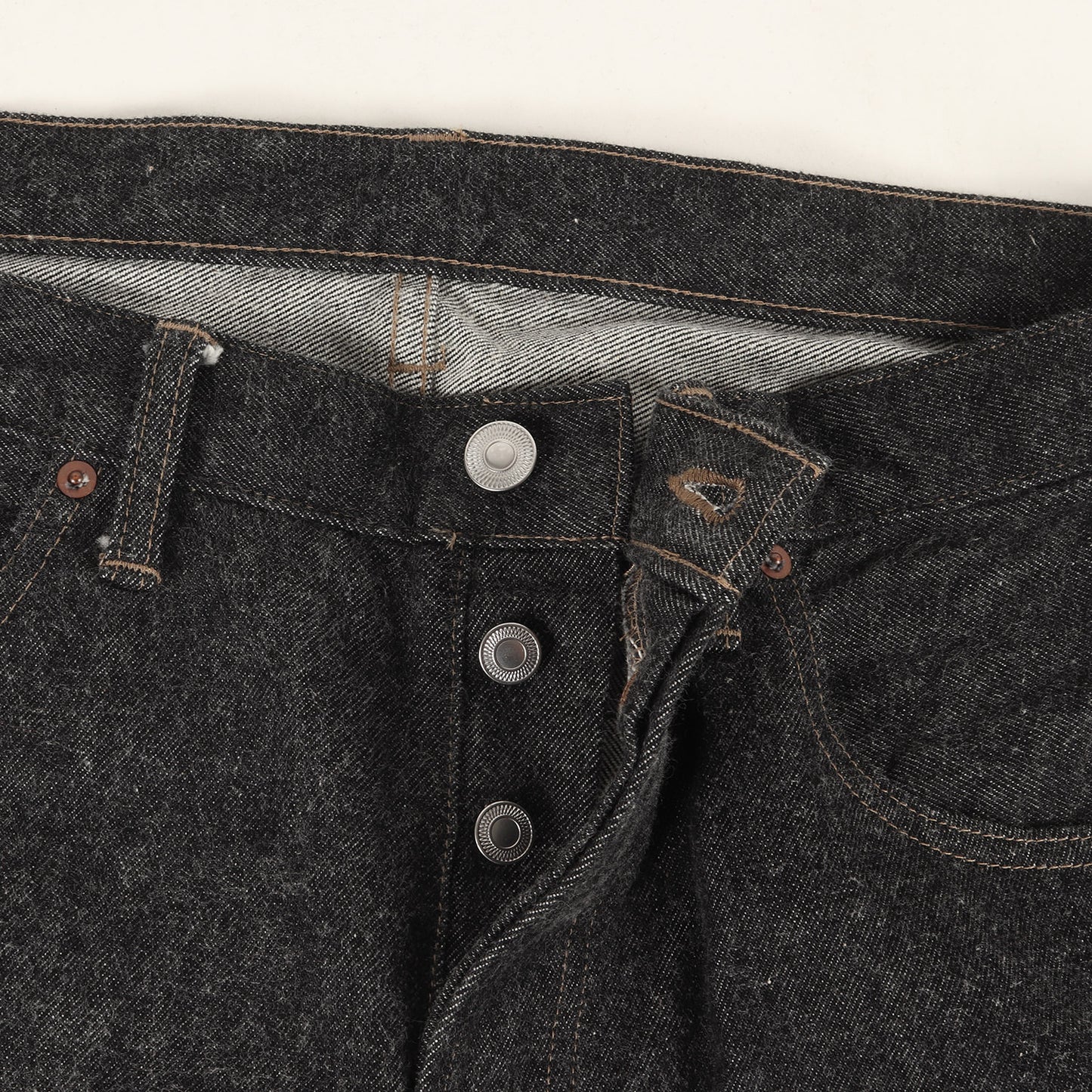 25SS ウォッシュ加工 ブラック デニム パンツ (Black Washed Denim Pants AP-4007)