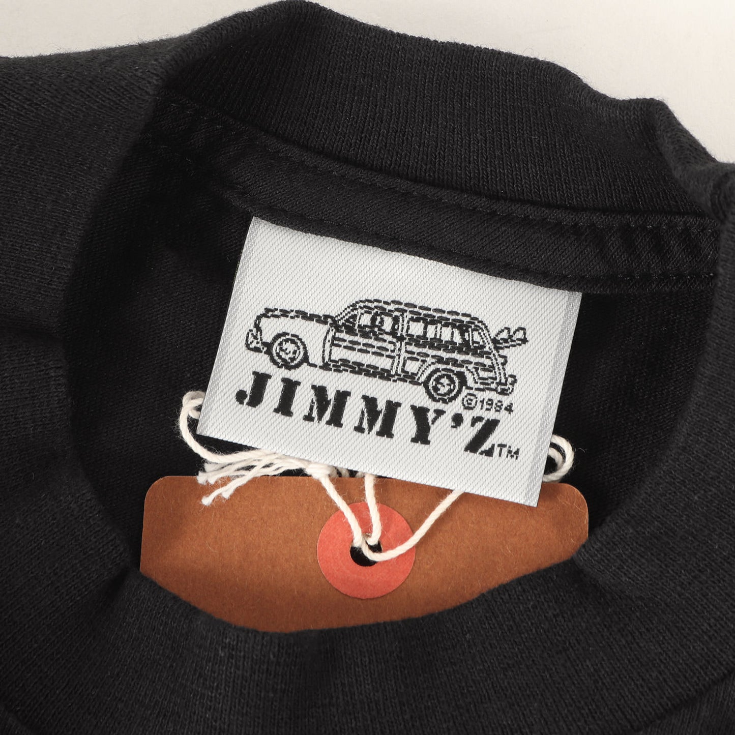 × JIMMY’Z グラフィック ロゴ Tシャツ (JIMMYZ × SD SPRAY LOGO T)