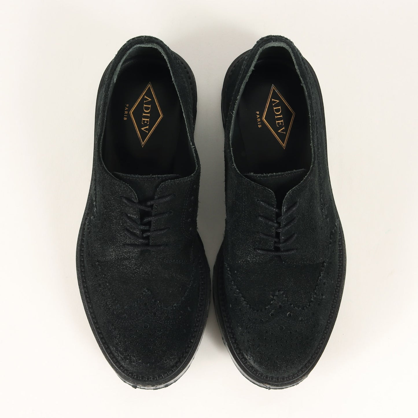 クレープソール ウイングチップ メダリオン スウェード ダービー ドレス シューズ