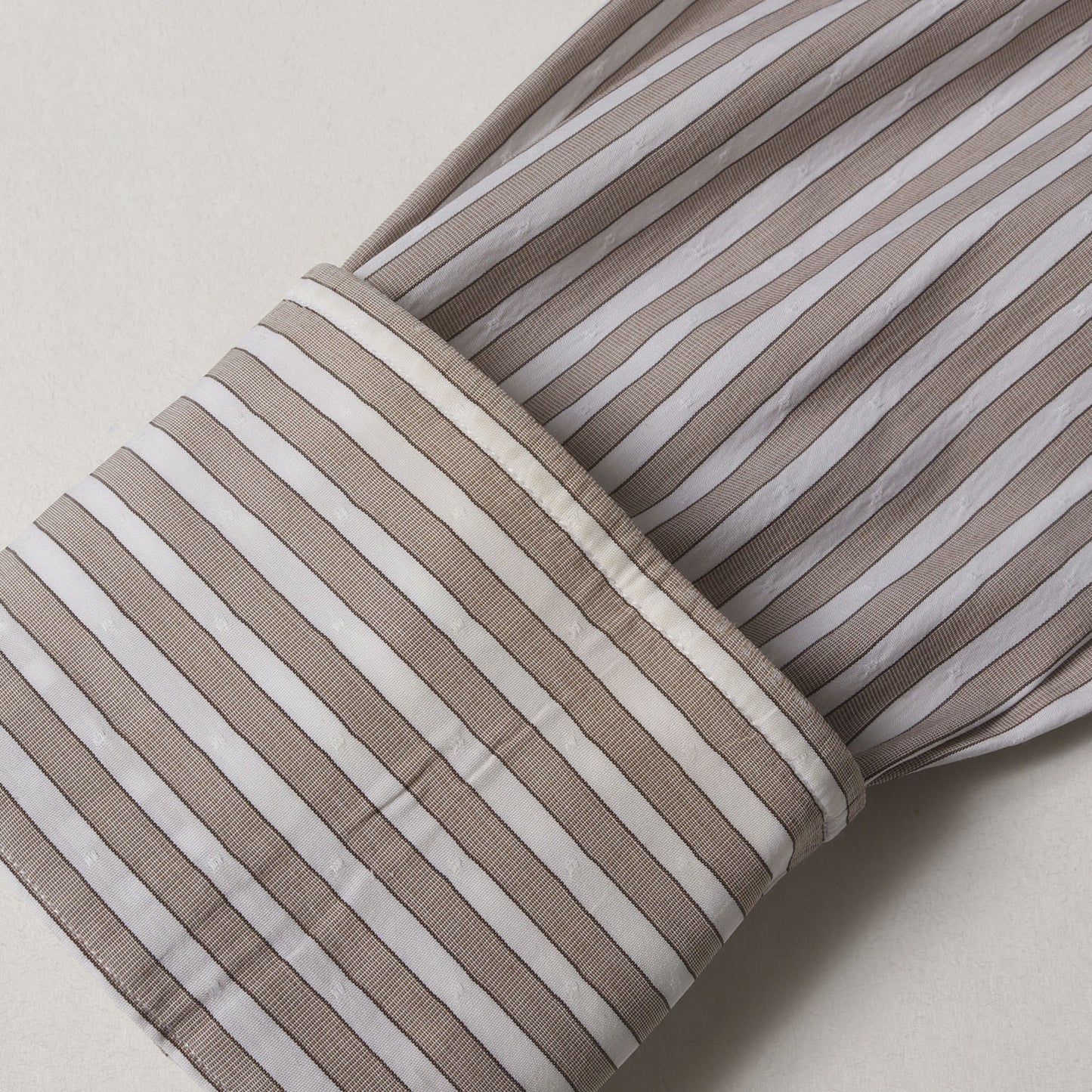 ポルカドット ジャガード ストライプ ストレッチ ドレス シャツ (243106 613NSP) / コンバーチブルカフス LONDON