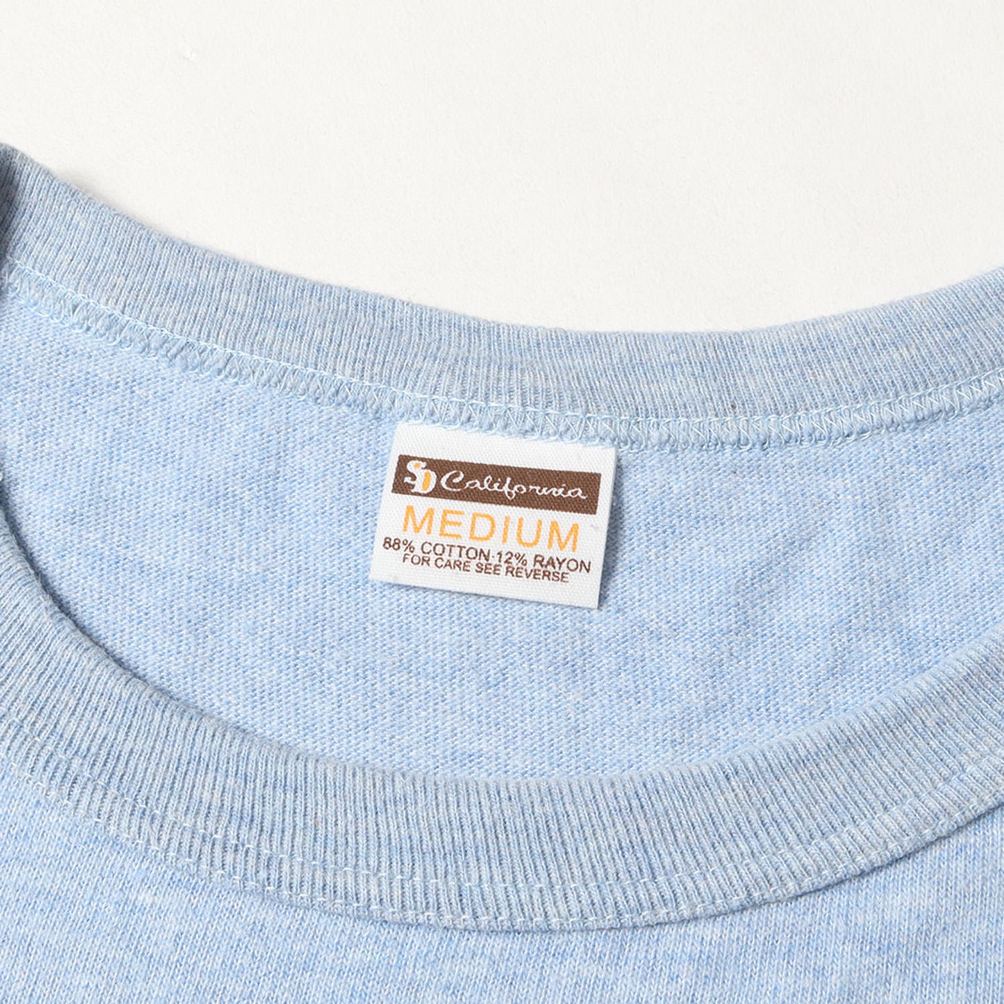 24SS × COCA COLA グラフィック ロゴ バインダーネック Tシャツ (COCA COLA × SD 88/12 LOGO T)
