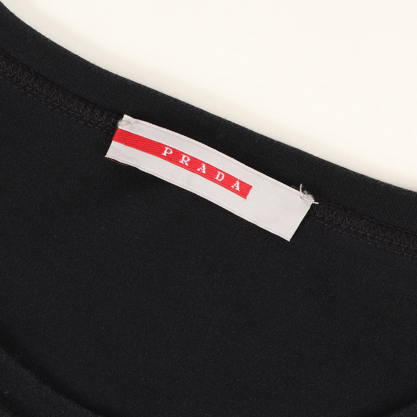 PRADA SPORTS ロゴパッチ 刺繍 Tシャツ