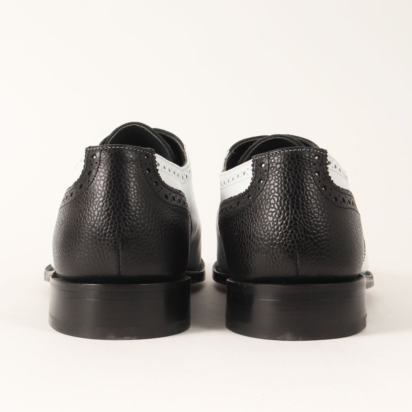 25SS × Tricker's ツートーン ウイングチップ レザー オックスフォード ドレス シューズ (WO-K103)